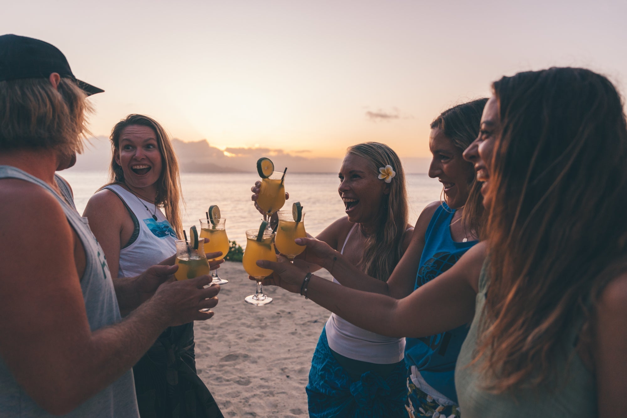 Best Travel Jewelry and Necklaces: Waterproof, Metal-Free, and Made to Never Come Off