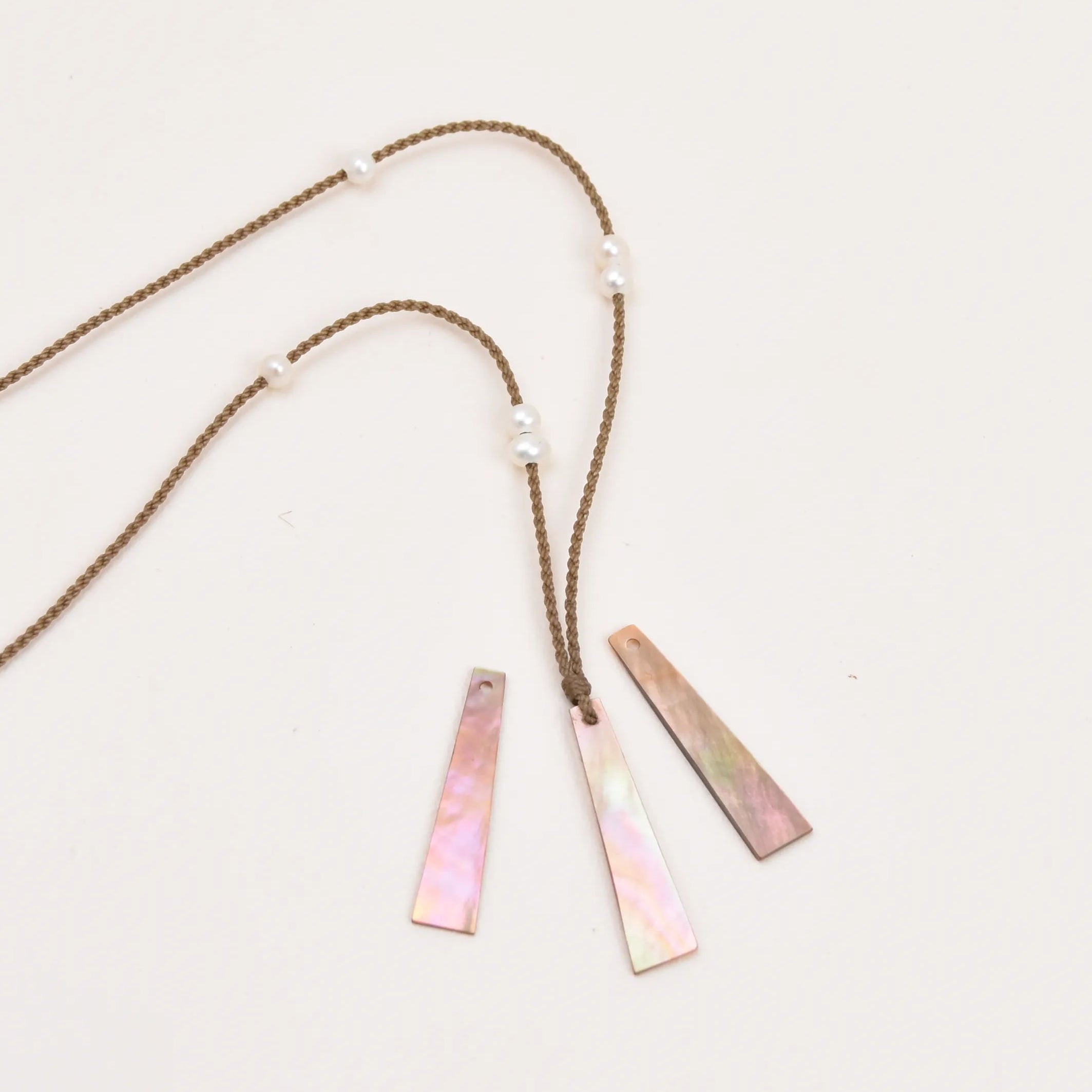 The Drift Pearl Necklace