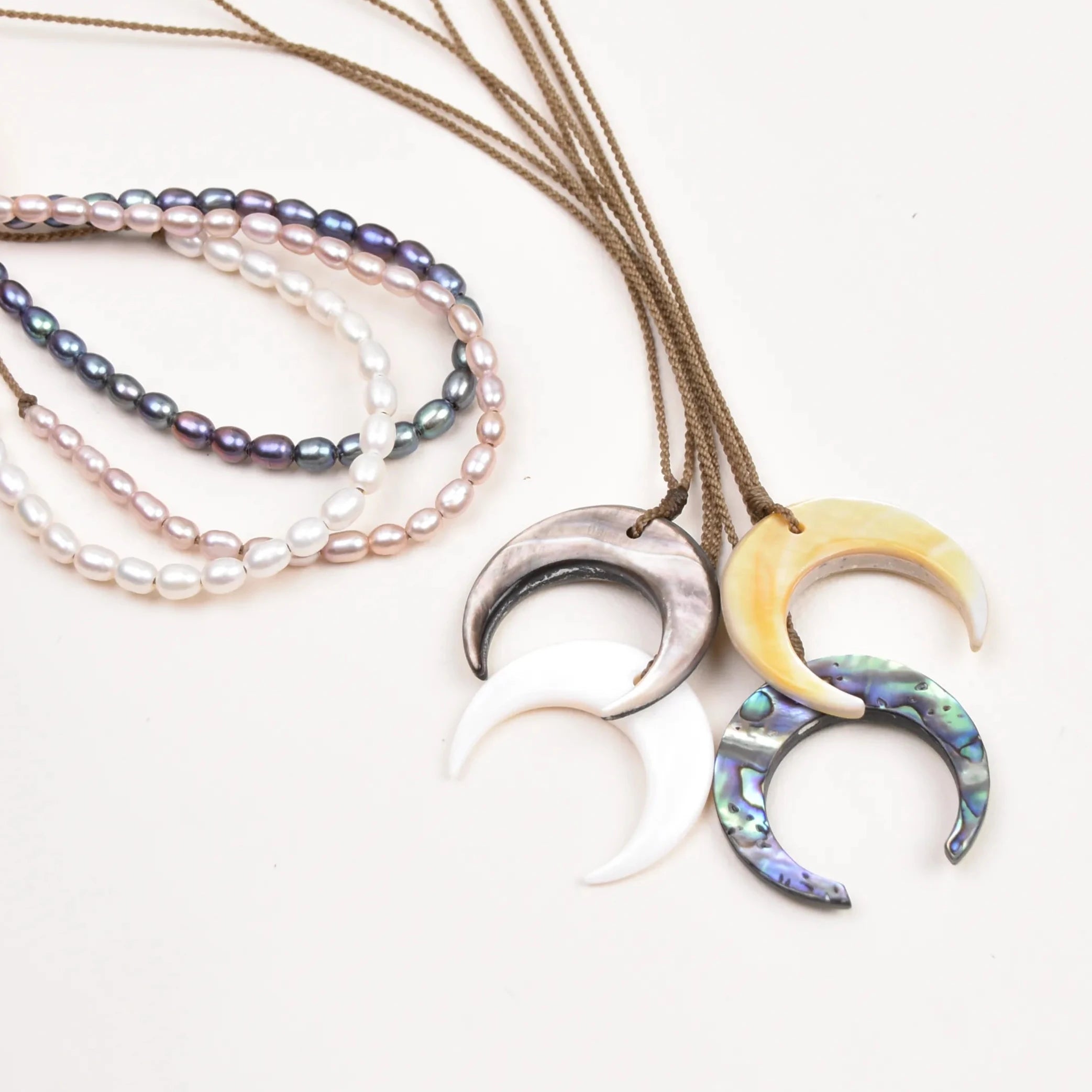 The Queen - Necklace Stack