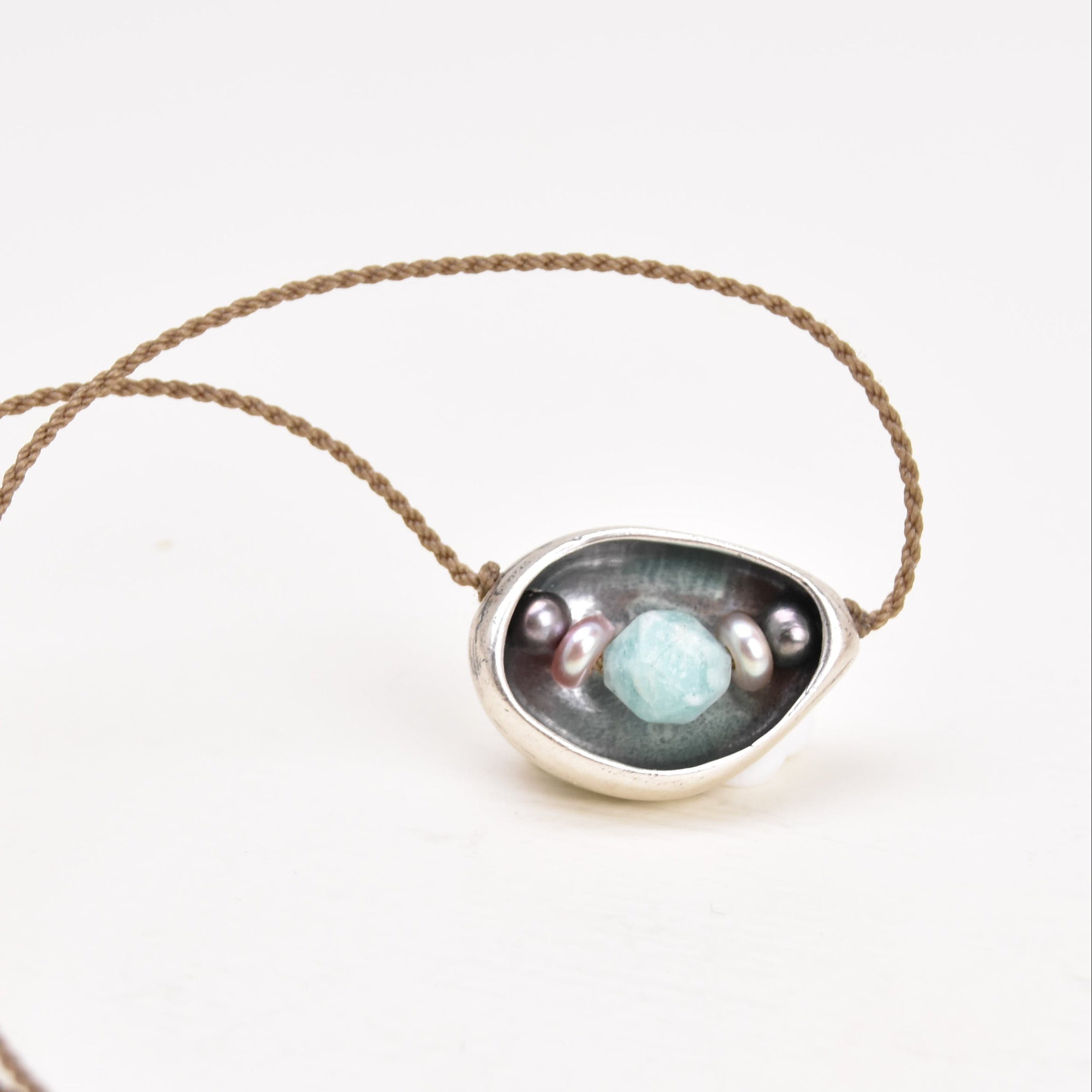 Tula Blue Metals | Sea Pod