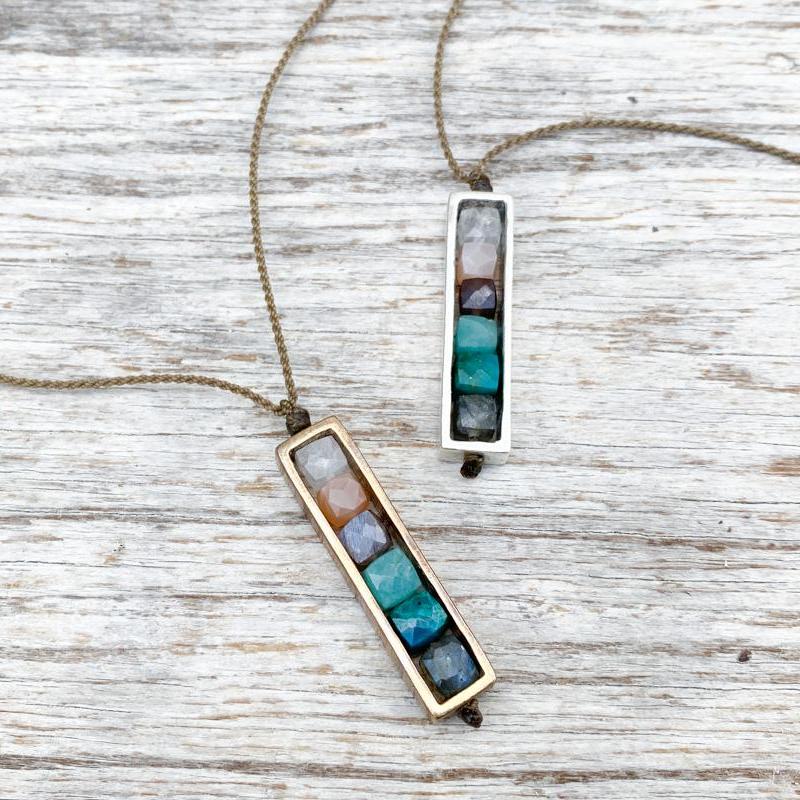 Terra-2201-Ombre with Labradorite