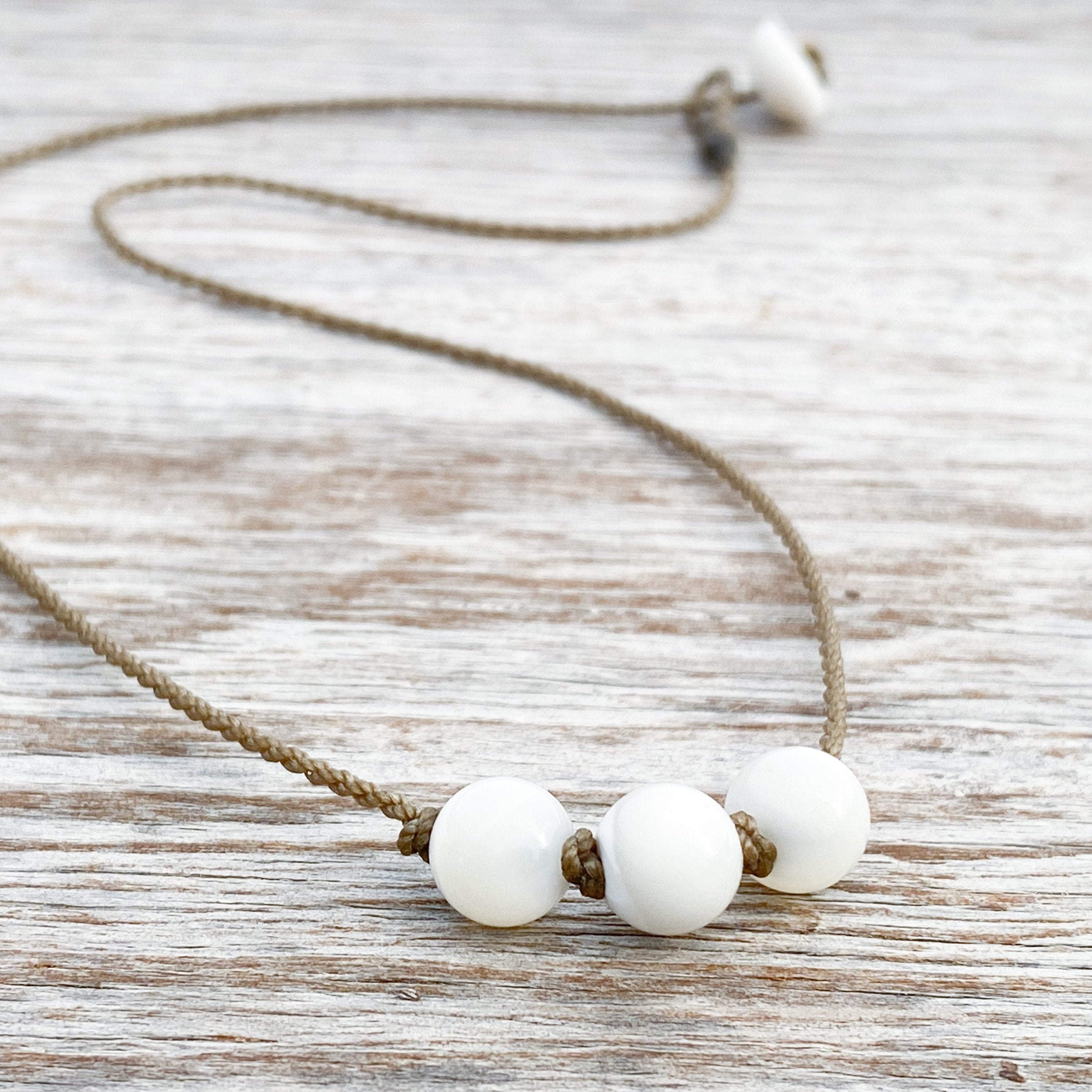 Triple Knotted Necklace-0077-White Mother of Pearl Round Medium