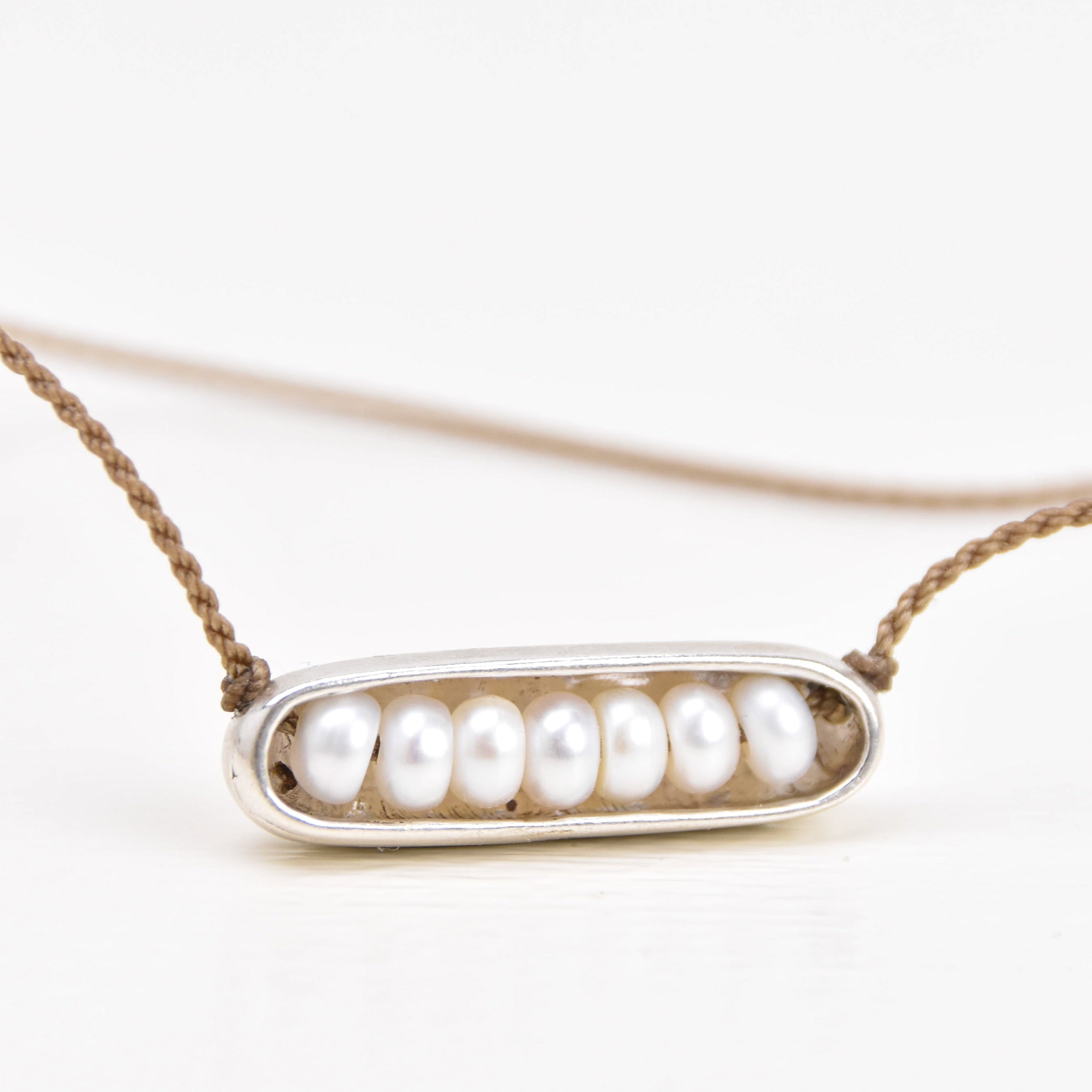 Tula Blue Metals | Pearl Horizon