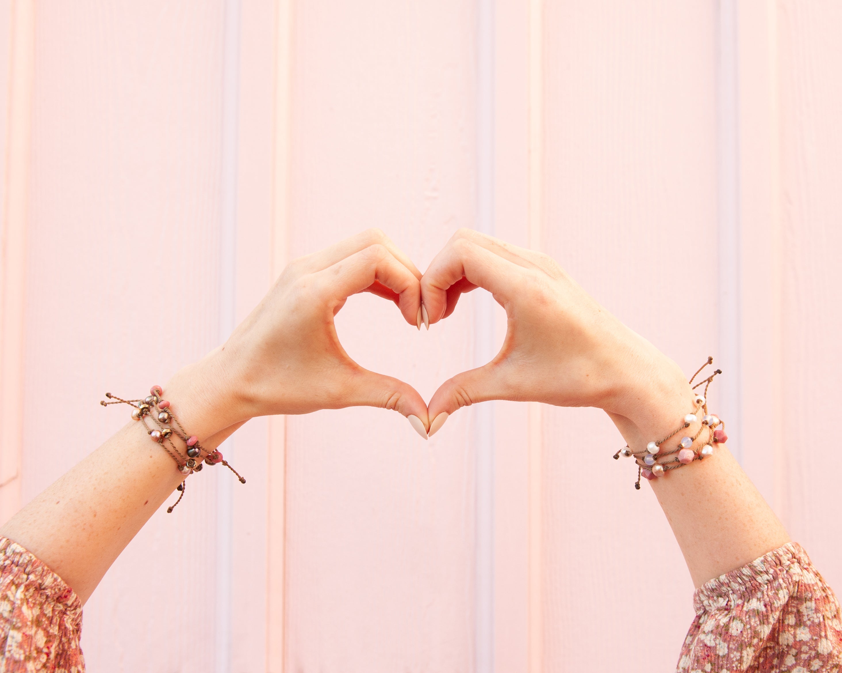 Blushing - Bracelet Stack