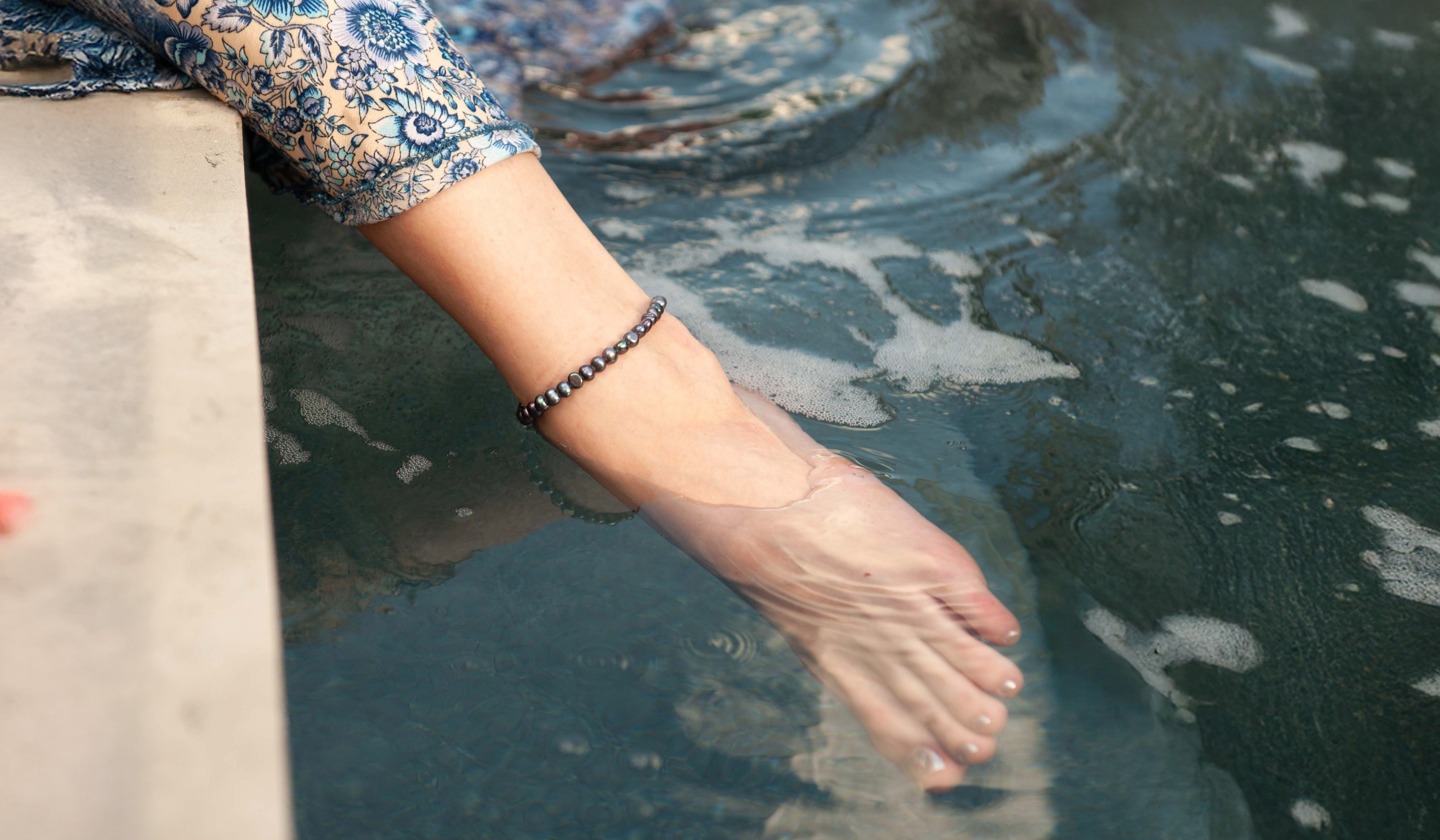 waterproof rope jewelry that doesn't tarnish, worn in the ocean