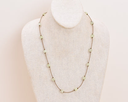 Wrap-0941-Prehnite Cube Petite