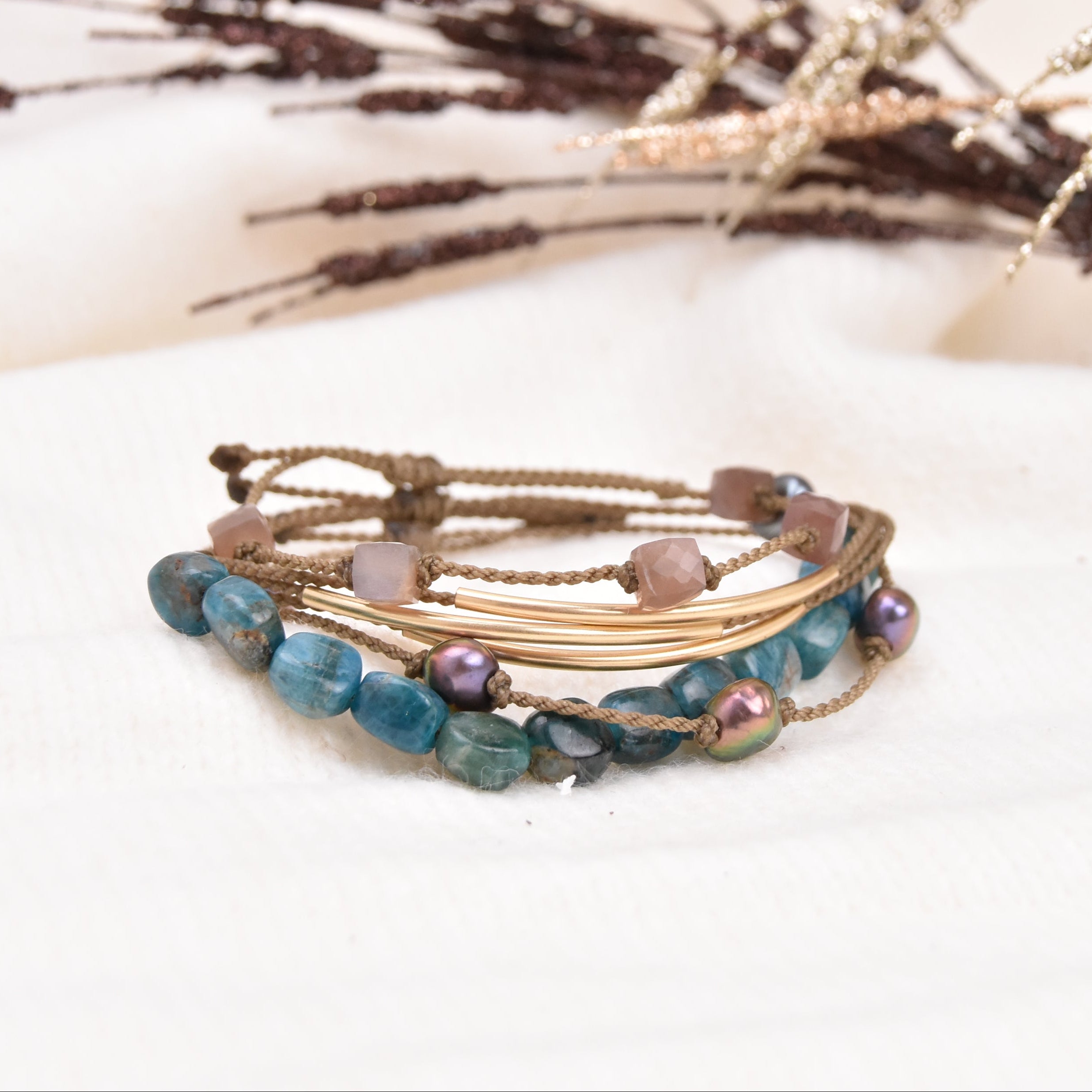 Uncharted - Bracelet Stack