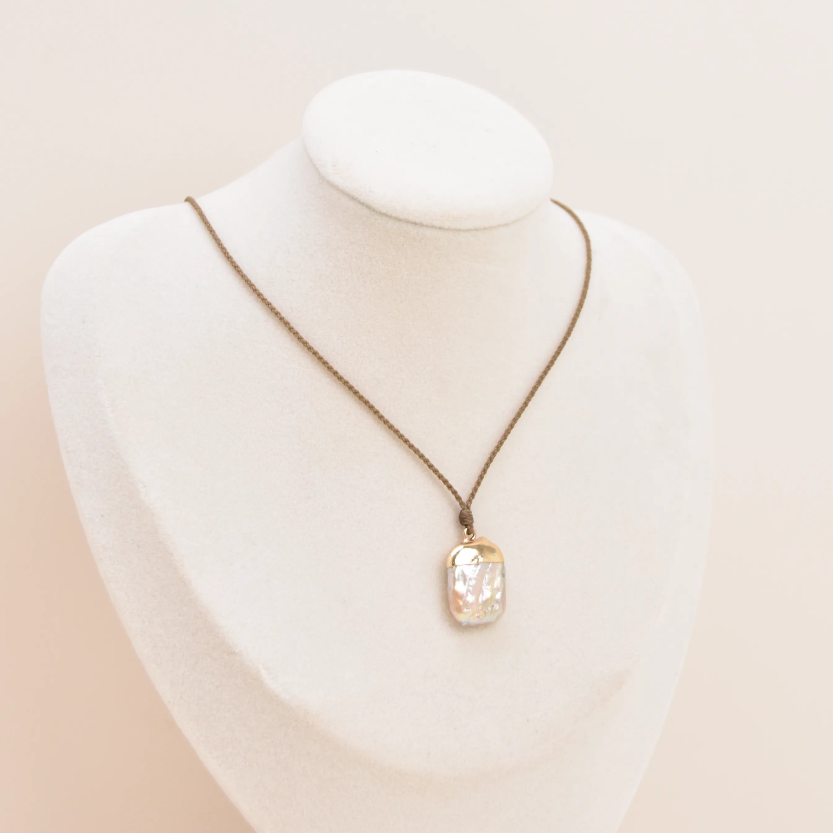 *LIMITED* Gold Plated Blush Pearl Drop Necklaces