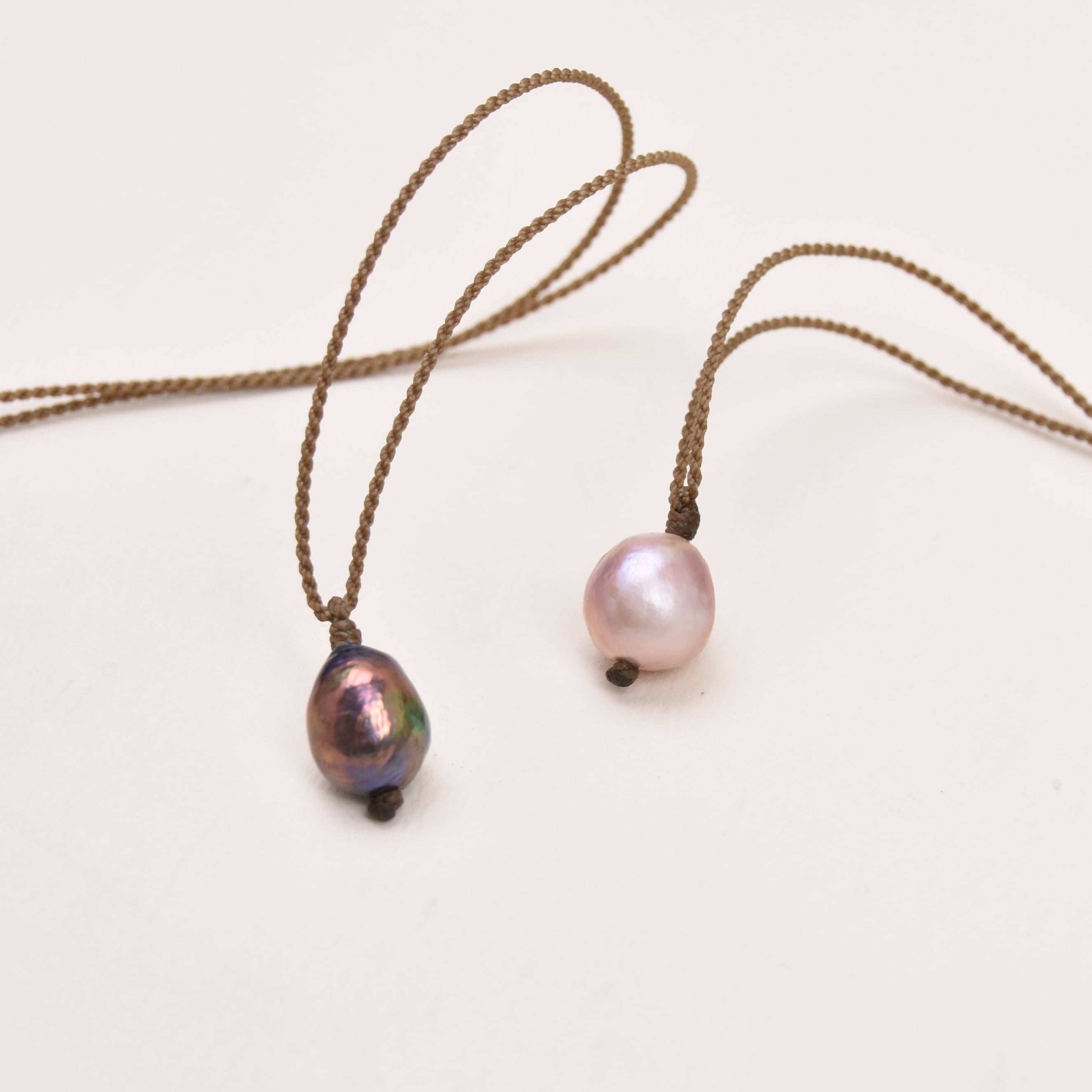 Drop Pearl Necklace