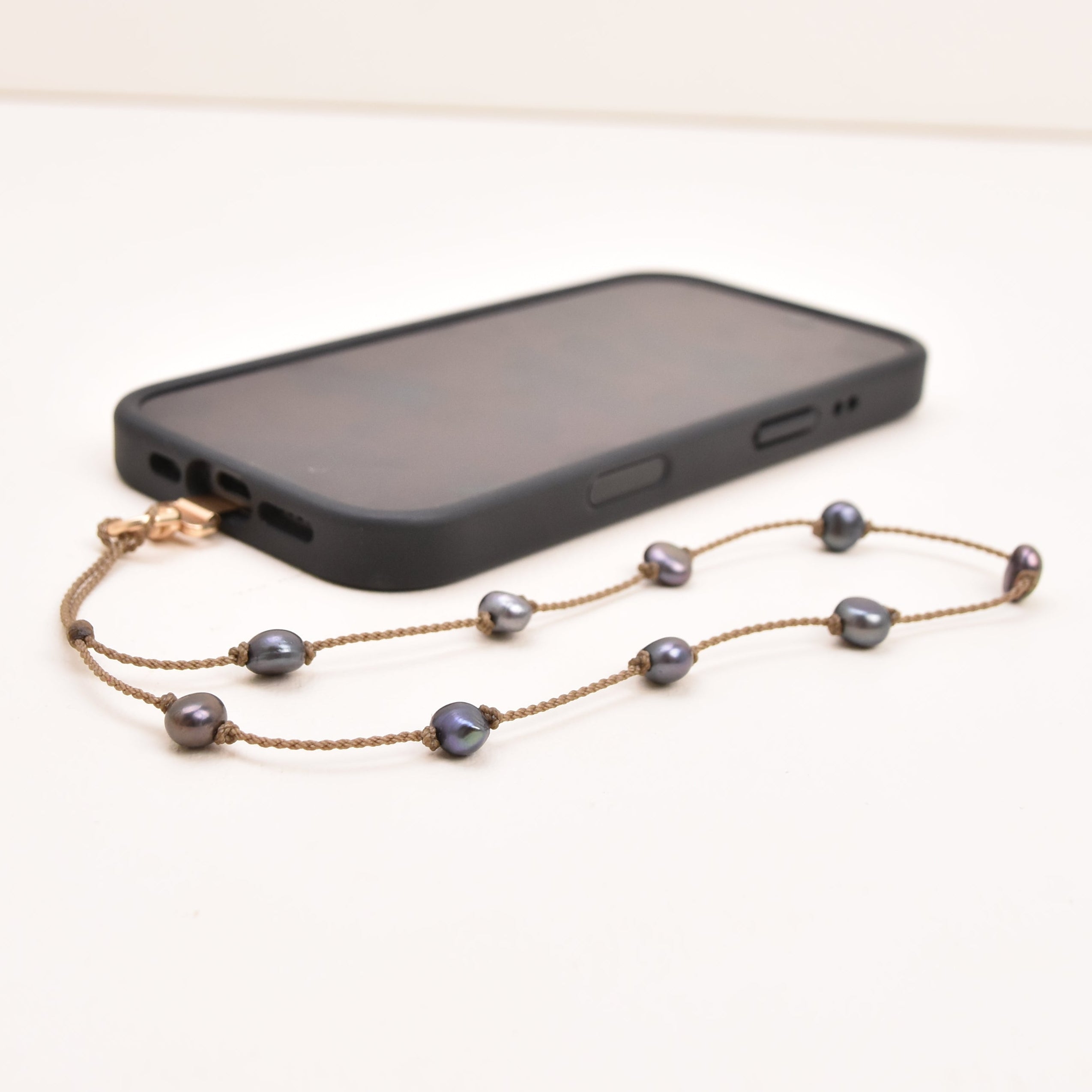 Pearl Phone Wristlet and Strap: A Pearl Gift | Tula Blue