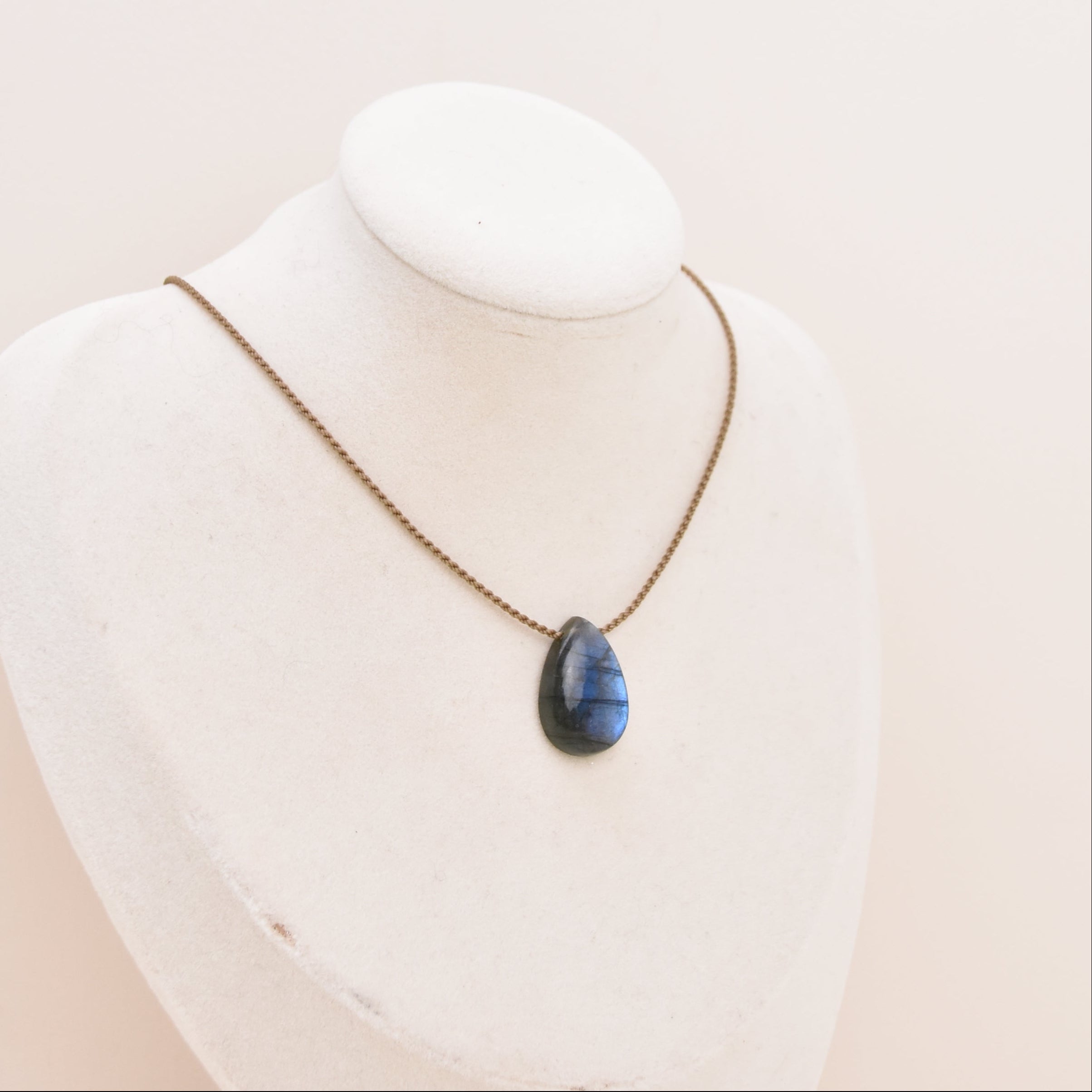 Stone Pendant Necklaces