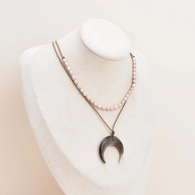 The Queen - Necklace Stack
