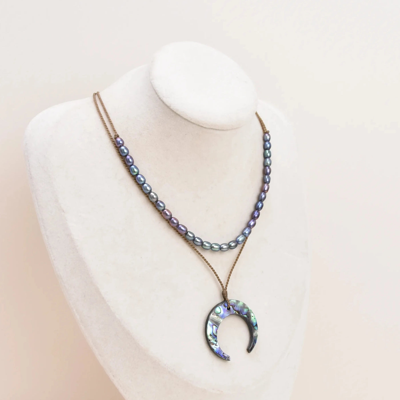 The Queen - Necklace Stack