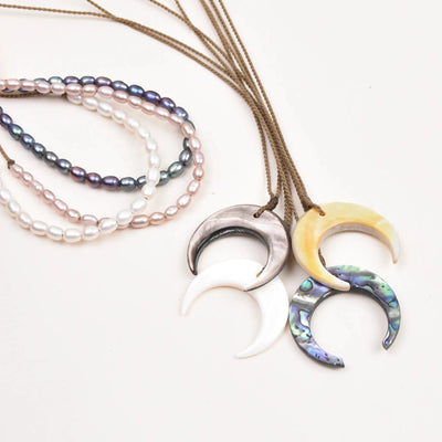 The Queen - Necklace Stack