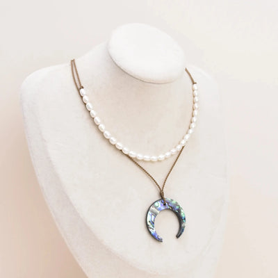The Queen - Necklace Stack