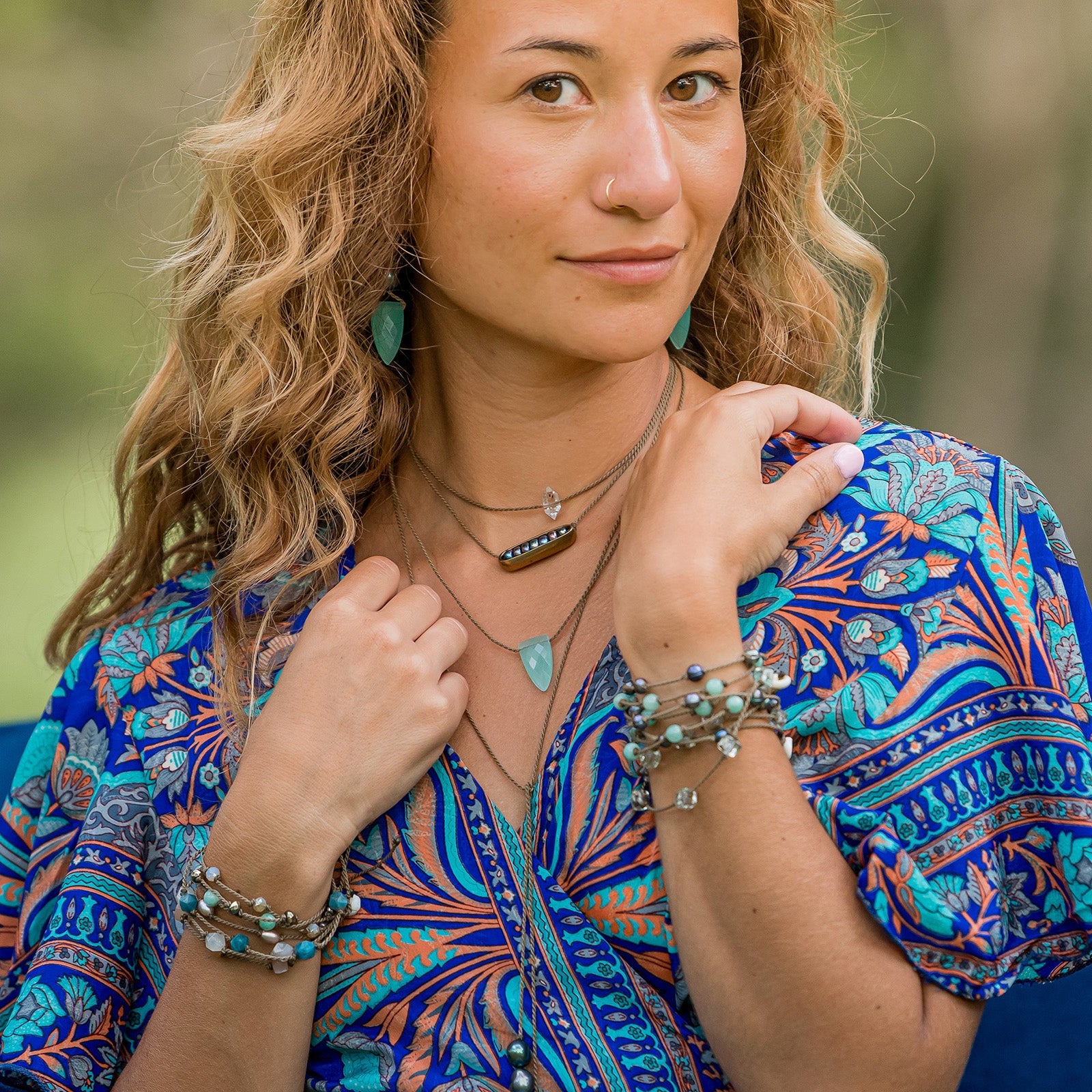 Tula Blue Metals | Pearl Horizon