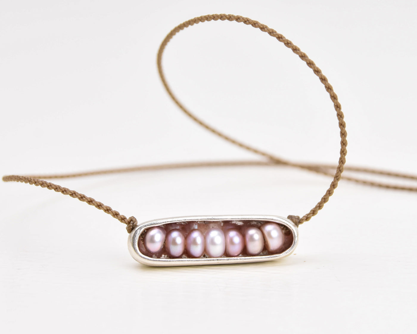 Horizon-0241-Blush Pearl