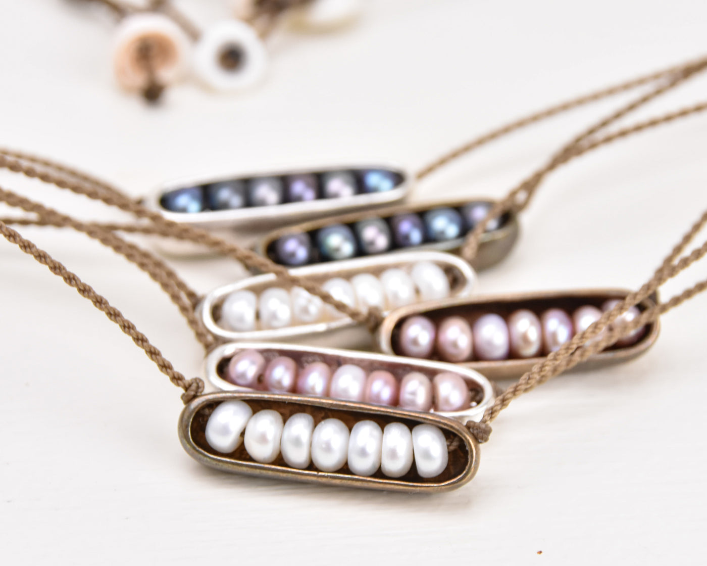 Horizon-0241-Blush Pearl