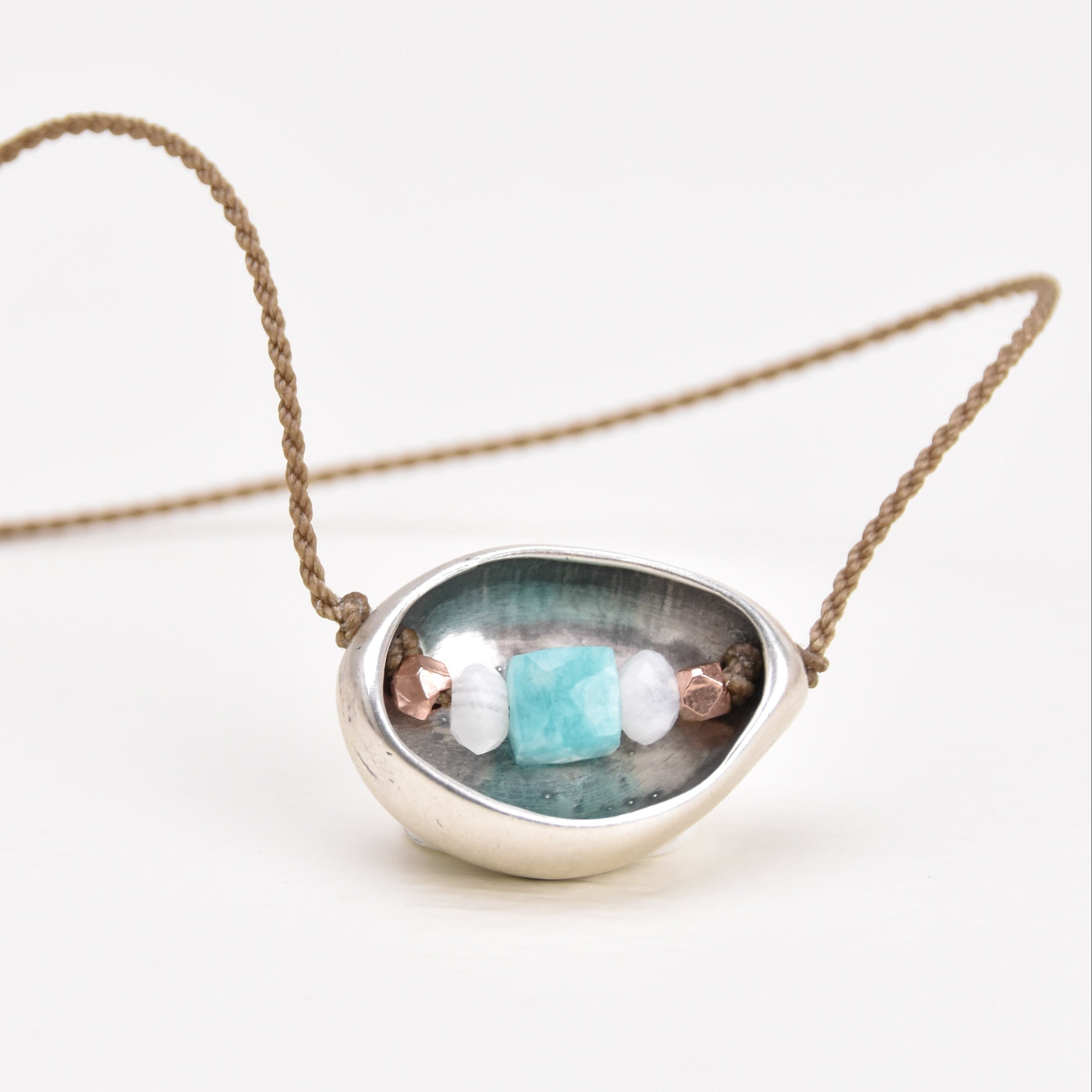 Tula Blue Metals | Sea Pod