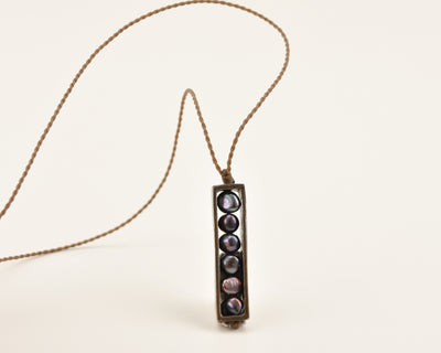 Terra-1379-Peacock Pearl Baroque Small