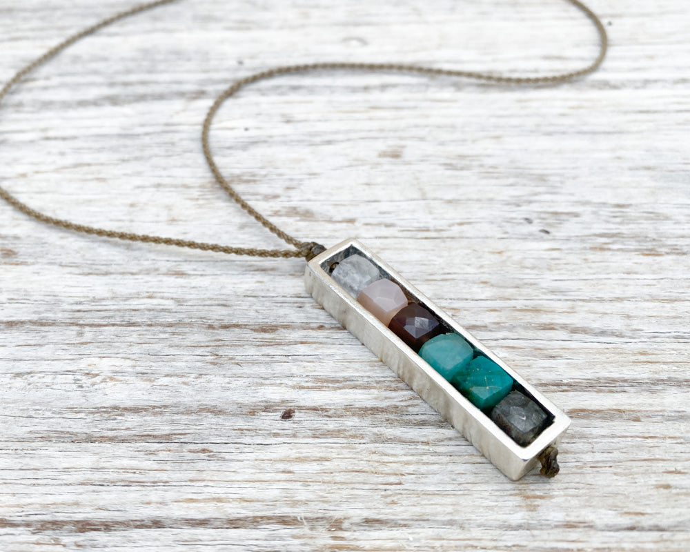 Terra-2201-Ombre with Labradorite