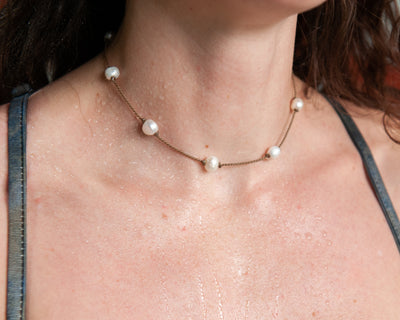 Princess Necklace-White Pearl Baroque Medium